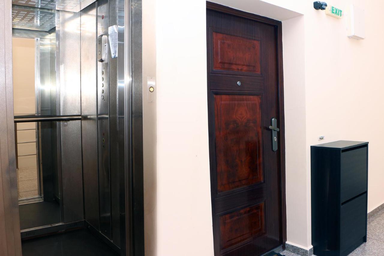 Shik & Chic In The Heart Of Burgas # 5Min From Beach # New 외부 사진