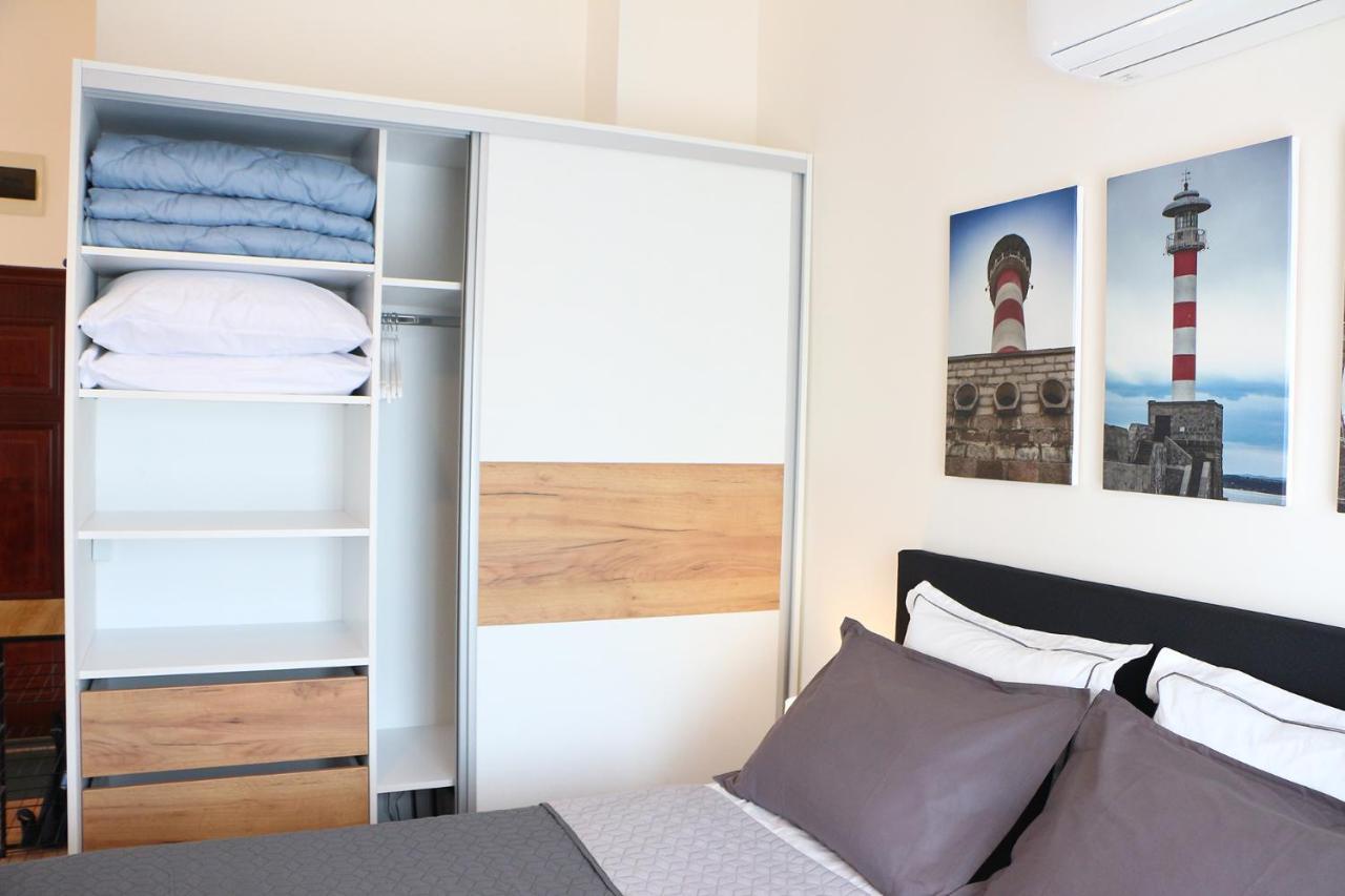 Shik & Chic In The Heart Of Burgas # 5Min From Beach # New 외부 사진