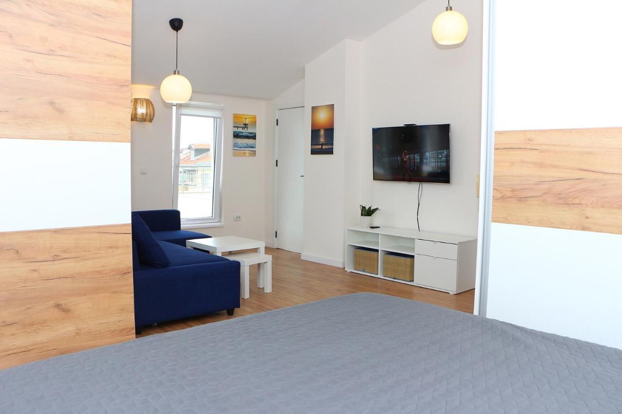 Shik & Chic In The Heart Of Burgas # 5Min From Beach # New 외부 사진