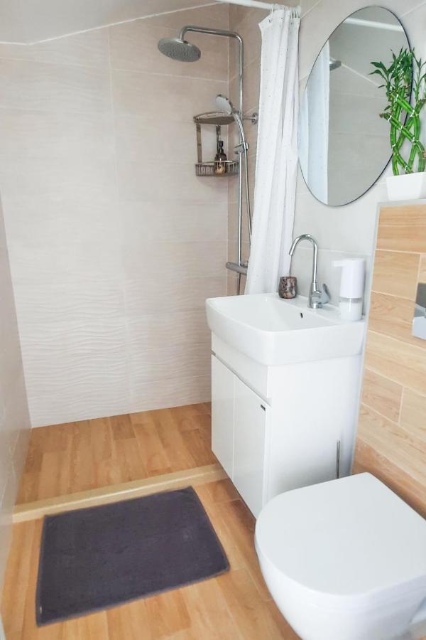 Shik & Chic In The Heart Of Burgas # 5Min From Beach # New 외부 사진