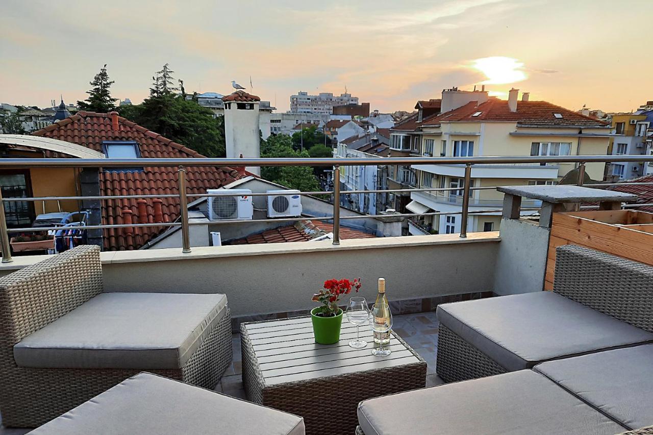 Shik & Chic In The Heart Of Burgas # 5Min From Beach # New 외부 사진
